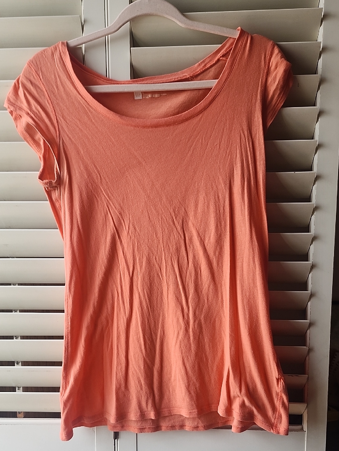 Gap Coral Peach Scoop Neck Tank Top